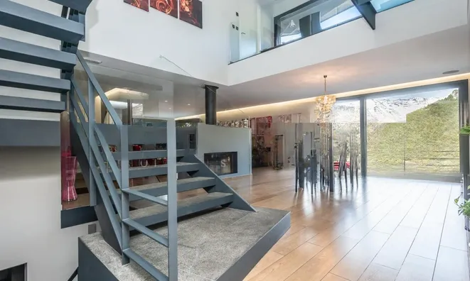 Недвижимость Spectacular Chalet in La Massana with Sun and Quality Finishes: 1
