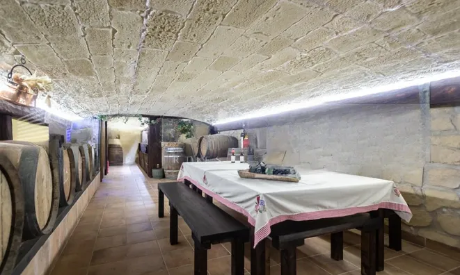 Недвижимость Spectacular Chalet in La Massana with Sun and Quality Finishes: 13