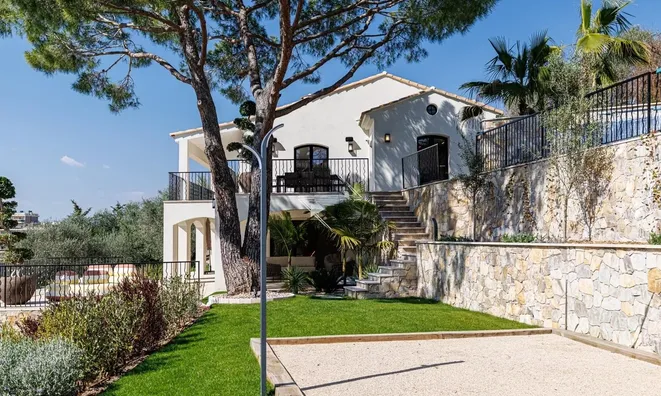 Недвижимость Villa Croix des Gardes: 13