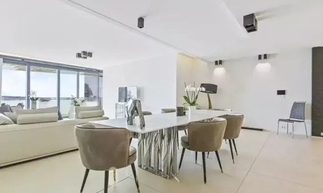 Недвижимость Villa Petit Juas: 10
