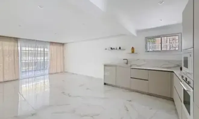 Недвижимость Villa Pointe Croisette: 3