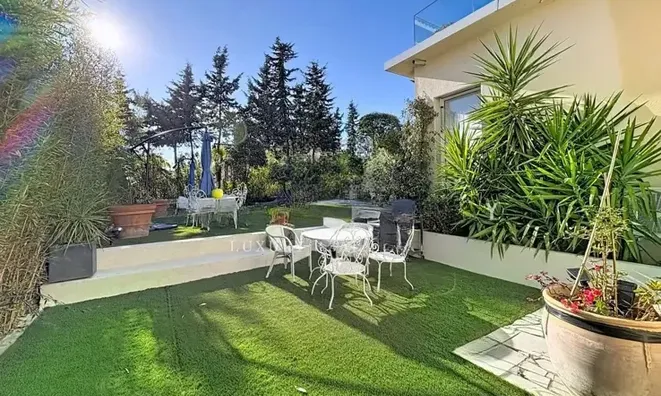 Недвижимость Property Cannes: 16