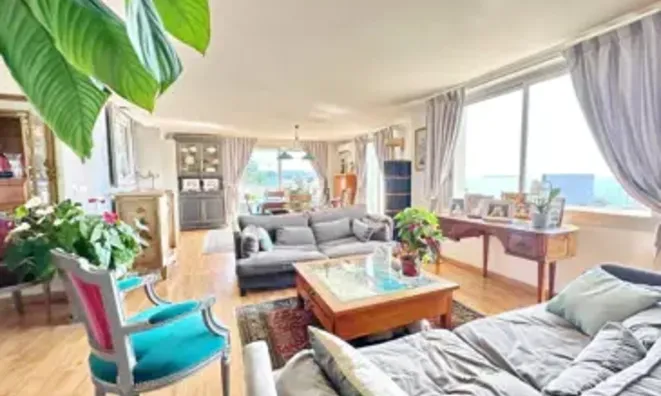 Недвижимость Villa La Bocca: 2