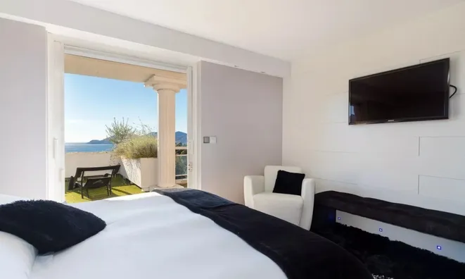 Недвижимость Villa Croix des Gardes: 9
