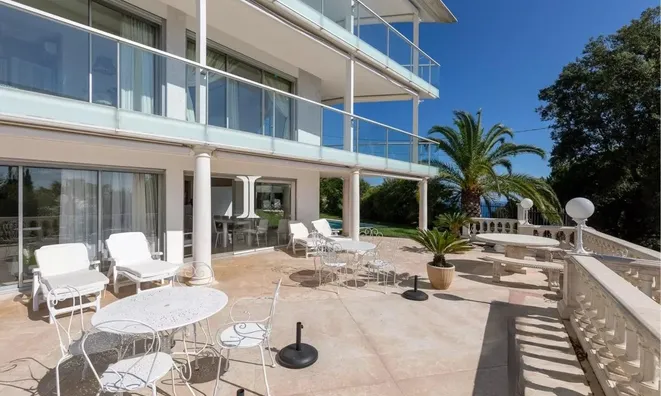 Недвижимость Estate Cannes: 2