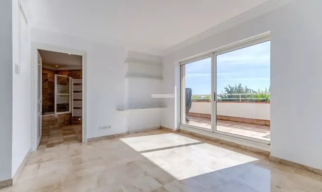 Недвижимость Villa Croix des Gardes: 8