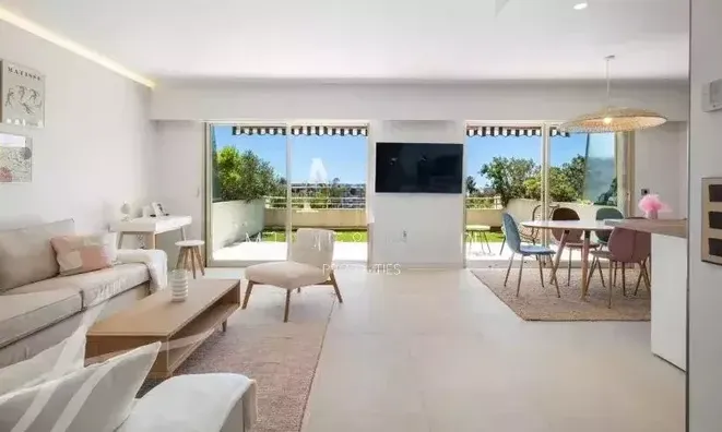 Недвижимость Villa Croix des Gardes: 3