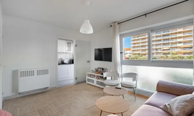 Недвижимость Villa République Cannes: 24