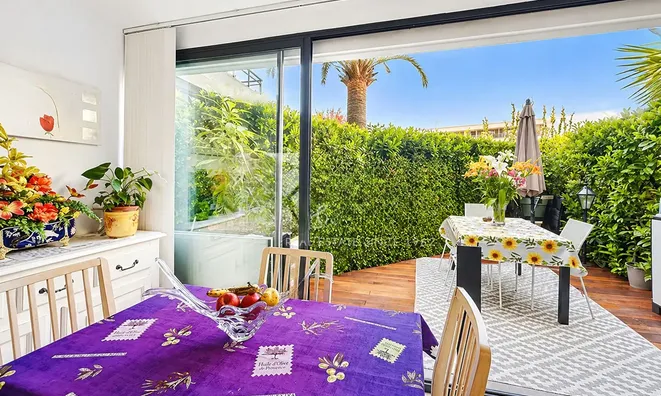 Недвижимость Villa République Cannes: 27