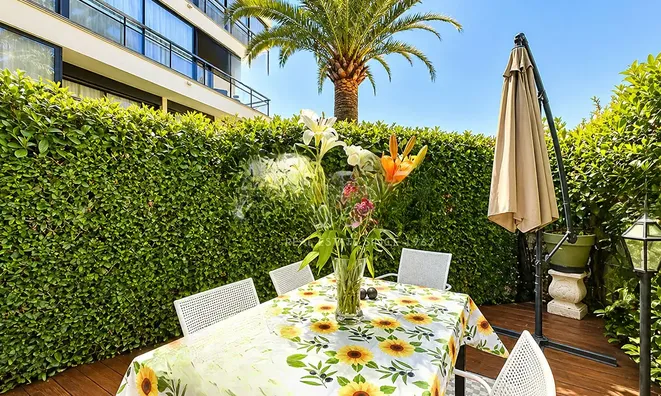 Недвижимость Villa République Cannes: 28