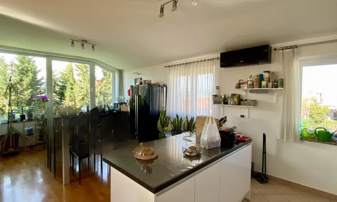 Недвижимость Three-room apartment in Prade: 2