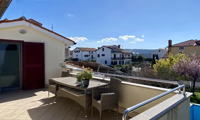 Недвижимость Three-room apartment in Prade: 9