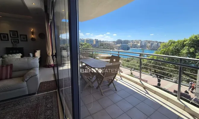 Недвижимость Seaside Sliema Apartment: 17