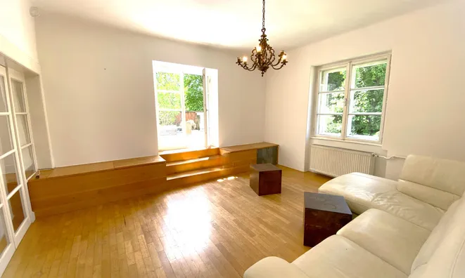 Недвижимость Квартира, более 5 комнат: 4