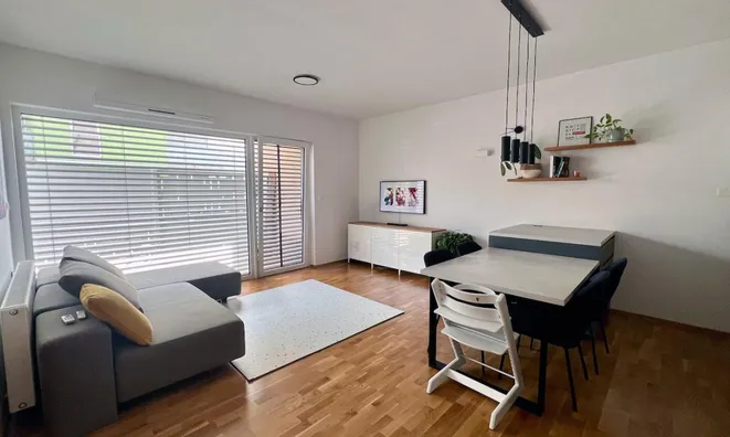 Недвижимость Three-room Apartment Rudnik: 2