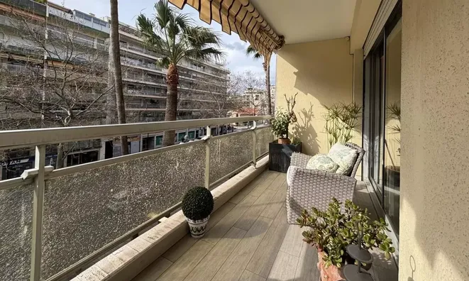 Недвижимость Villa Carnot: 2