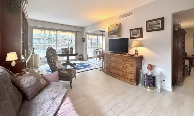 Недвижимость Villa Carnot: 6