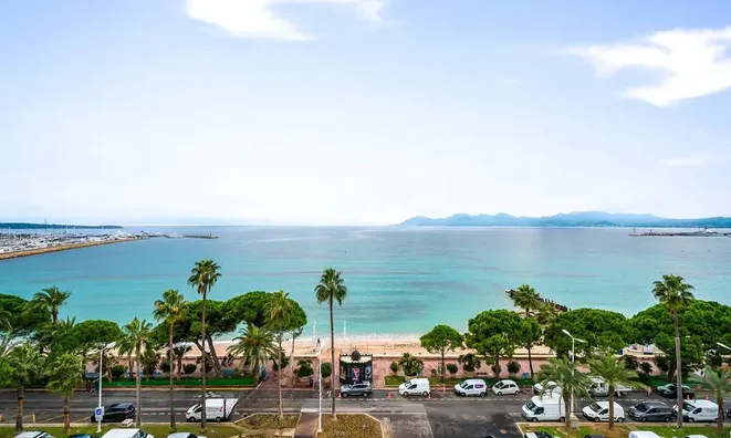 Недвижимость Villa Pointe Croisette: 1