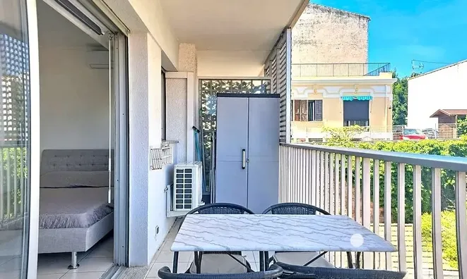 Недвижимость Villa Cannes Petit Juas: 2