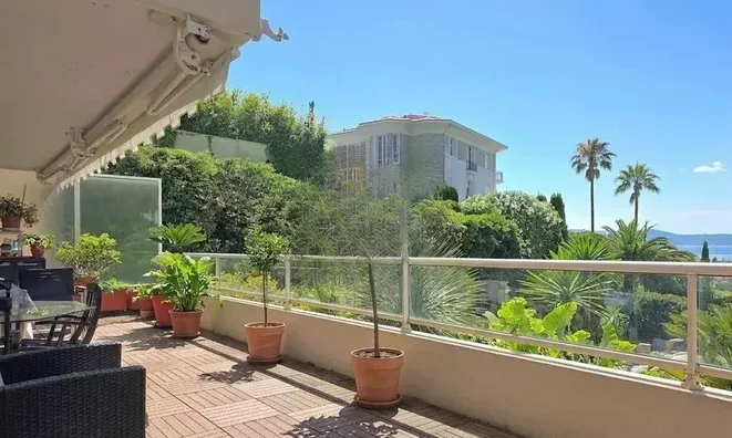 Недвижимость Villa Pointe Croisette: 2