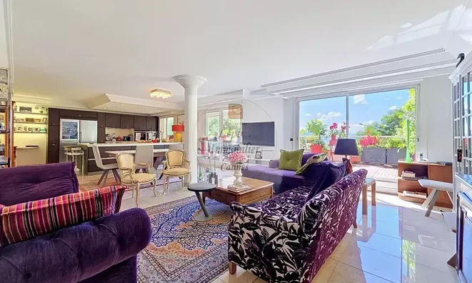 Недвижимость Villa Pointe Croisette: 4