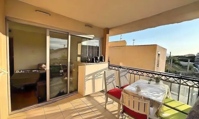 Недвижимость Villa La Bocca: 10