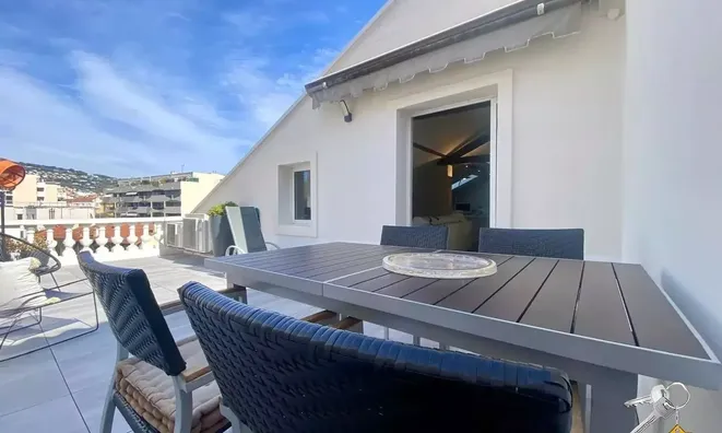 Недвижимость Villa Petit Juas: 12