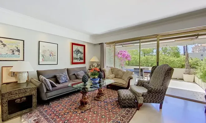 Недвижимость Villa République Cannes: 8
