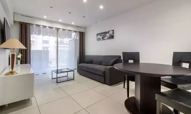 Недвижимость Villa Croix des Gardes: 2