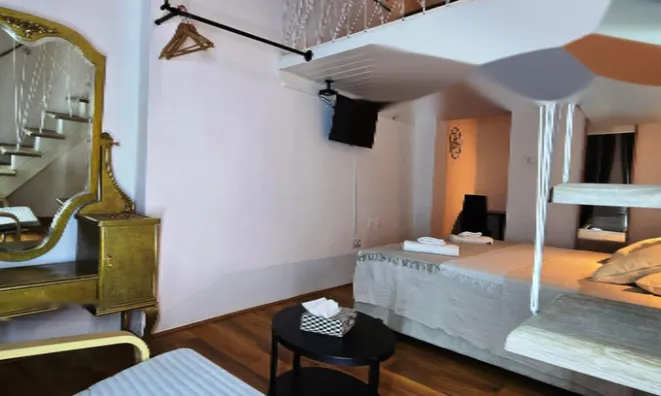 Недвижимость Четырёхкомнатная квартира в центре Копера: 30