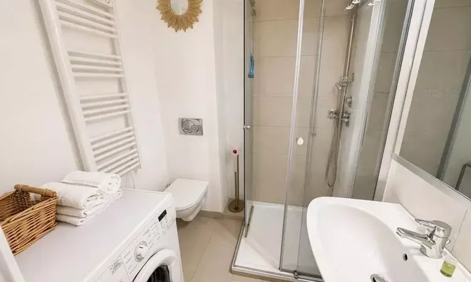 Недвижимость Villa République Cannes: 13