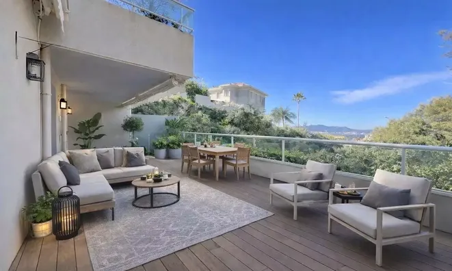 Недвижимость Villa Pointe Croisette: 3