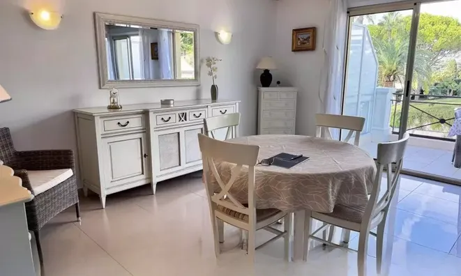 Недвижимость Villa Croix des Gardes: 10