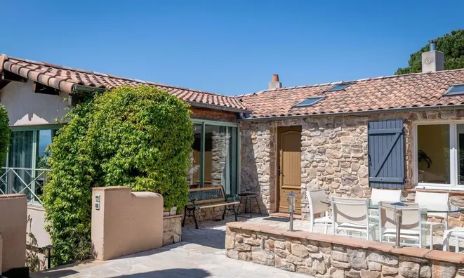 Недвижимость Villa Croix des Gardes: 4