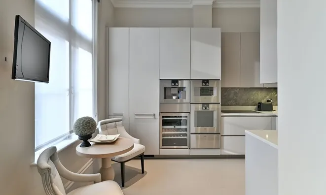 Недвижимость Rose Square, The Bromptons, Chelsea: 1