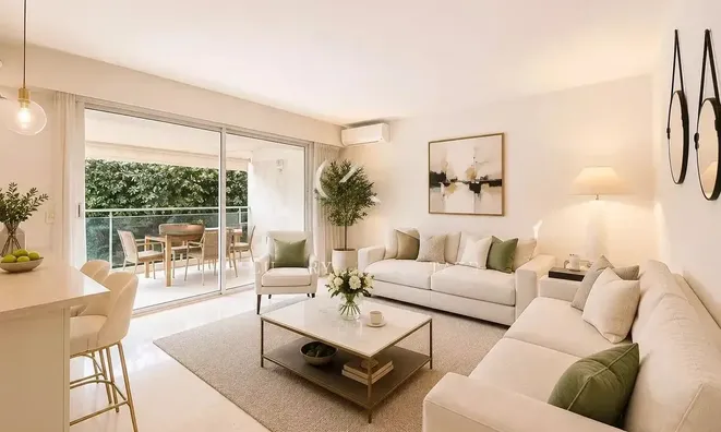 Недвижимость Property Type: Apartment  
Location: Cannes, Centre-ville  

Apartment Cannes Centre: 4