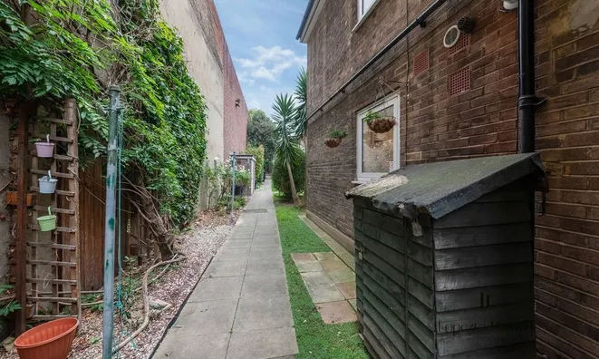Недвижимость Elgin Mews: 6