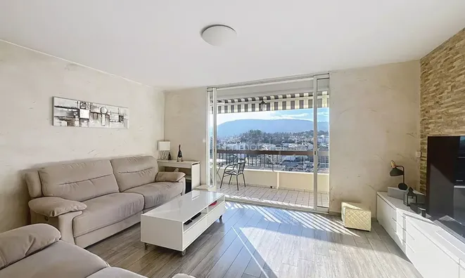 Недвижимость House Cannes La Bocca Nord: 1