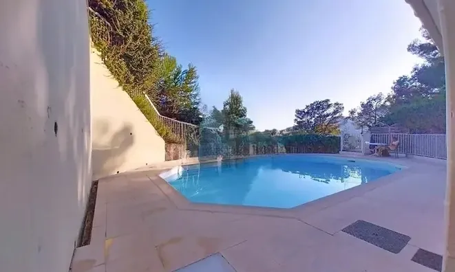 Недвижимость Villa La Bocca Nord: 4