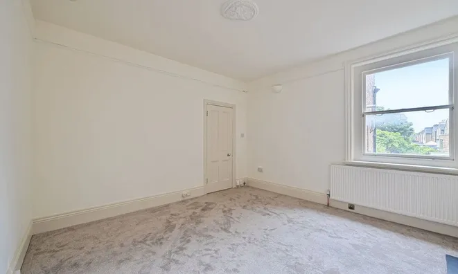 Недвижимость Huguenot Place: 12