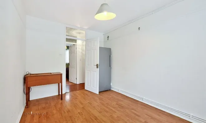 Недвижимость Hillingdon Street: 4