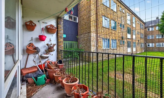 Недвижимость Hillingdon Street: 8