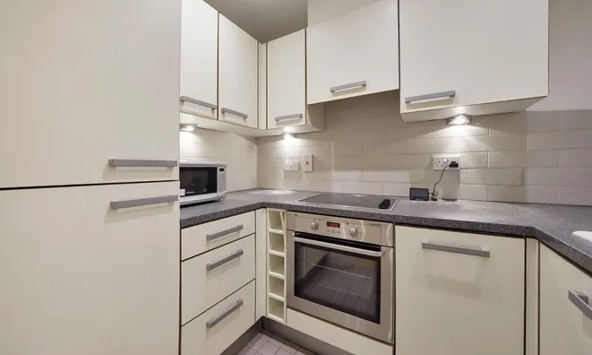 Недвижимость Plumbers Row, Aldgate: 3