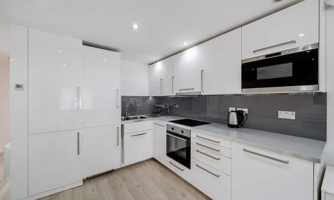 Недвижимость Weald Close: 10