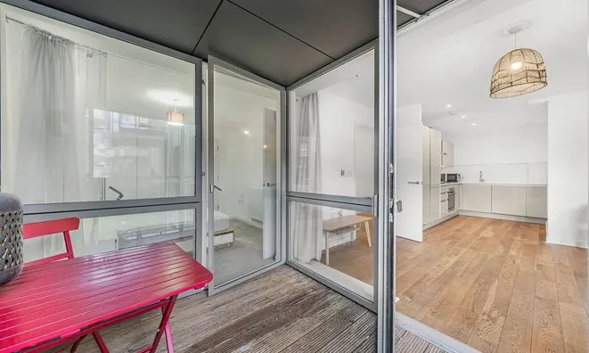 Недвижимость Charles Street, Ruskin Court: 8