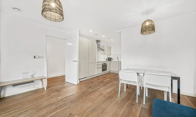 Недвижимость Charles Street, Ruskin Court: 9