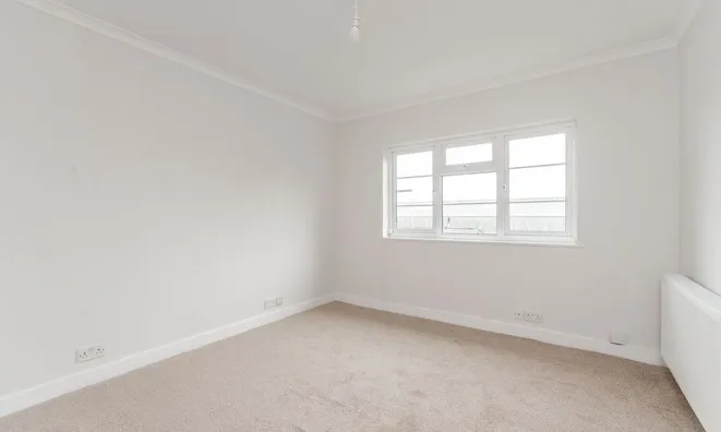 Недвижимость Springfield Court, Acton: 3