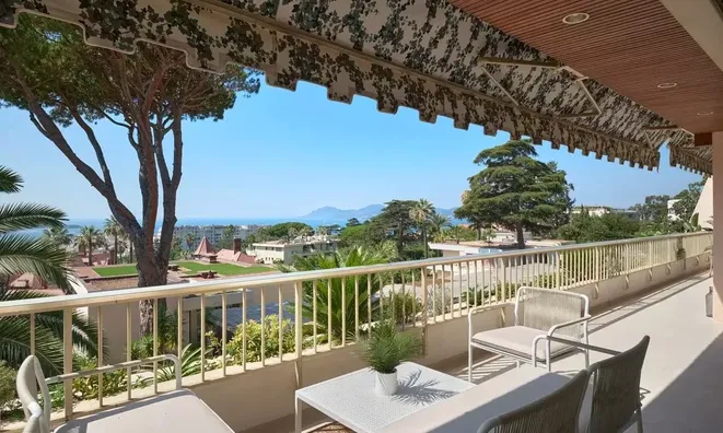 Недвижимость House Cannes: 1