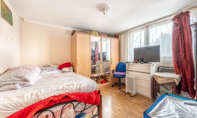 Недвижимость Oman Avenue, Gladstone Park: 6