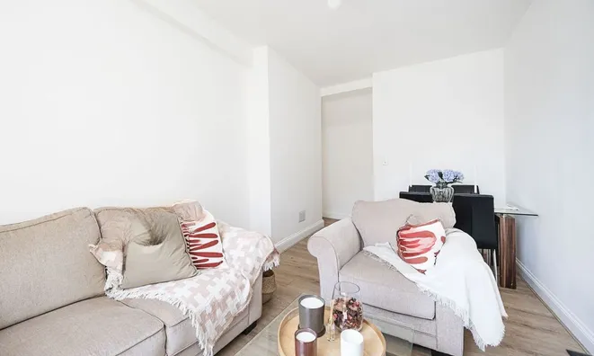 Недвижимость Sylvester Path, Hackney: 3